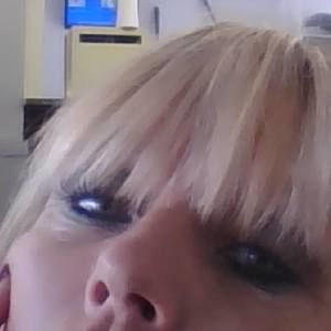 Meet your Posher, Donia